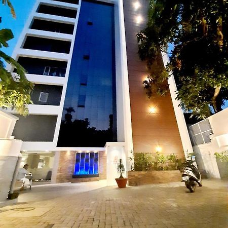 Hotel Iswarya Residency Kottayam Exterior foto