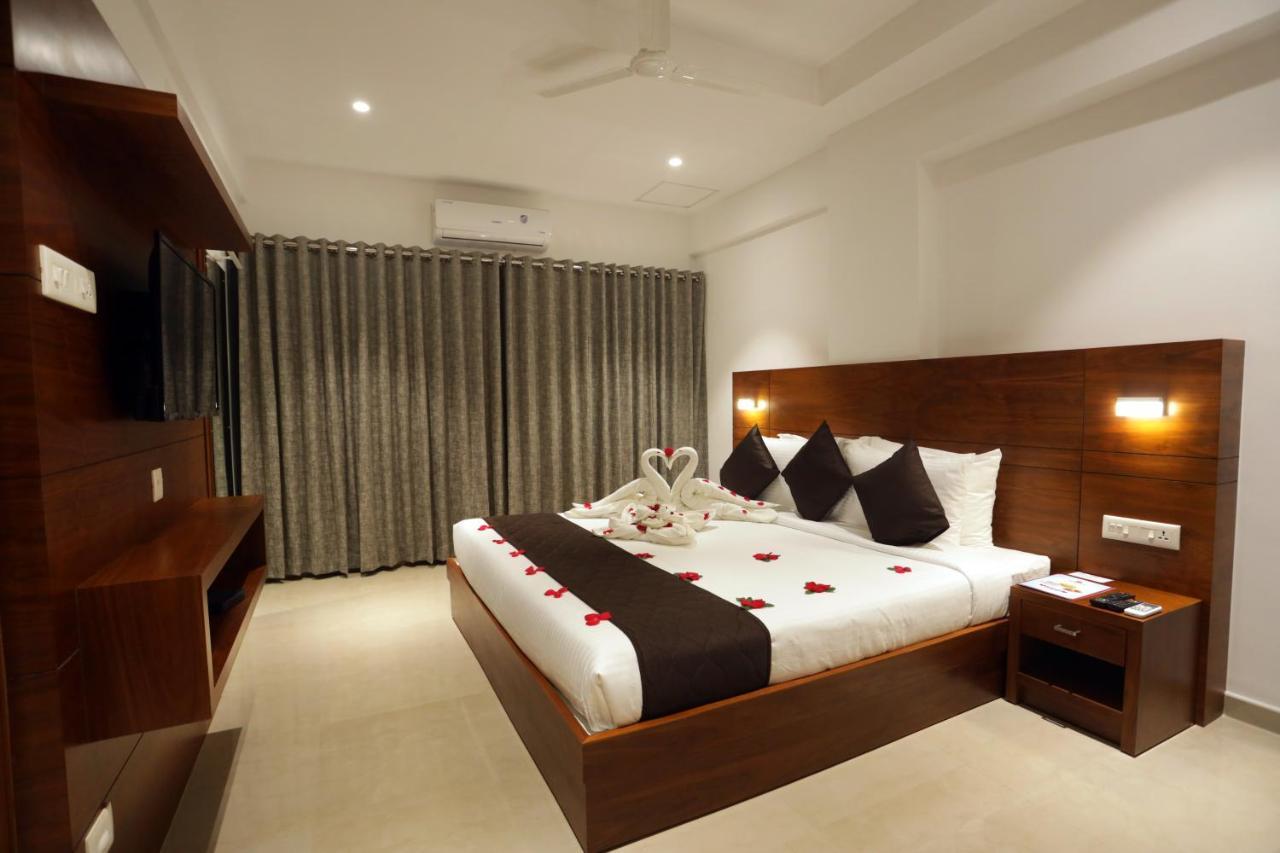 Hotel Iswarya Residency Kottayam Exterior foto