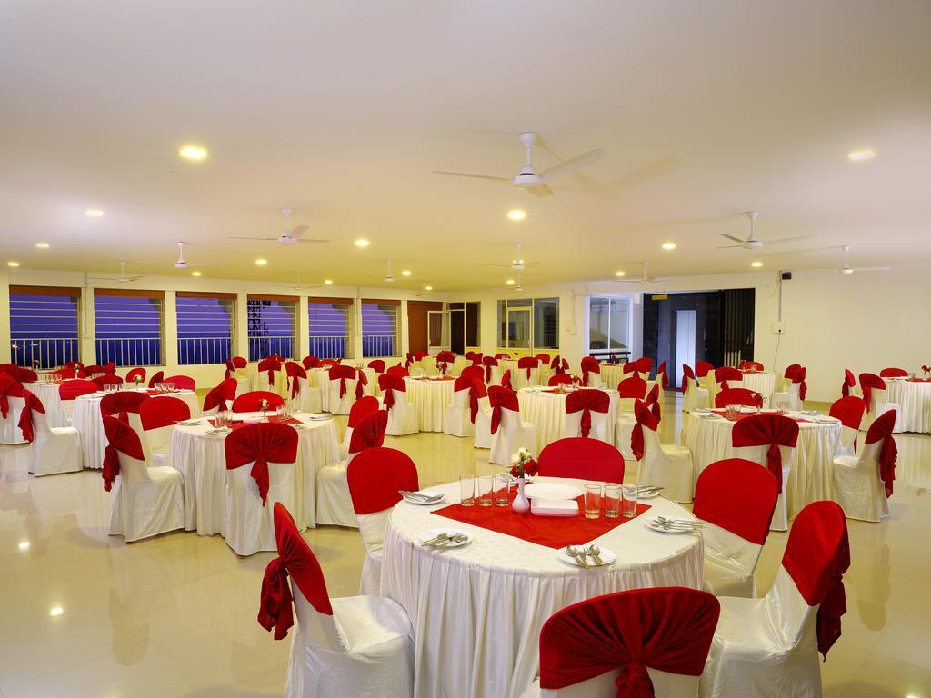 Hotel Iswarya Residency Kottayam Exterior foto